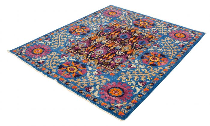 8'1" x 9'5" / Armita rug